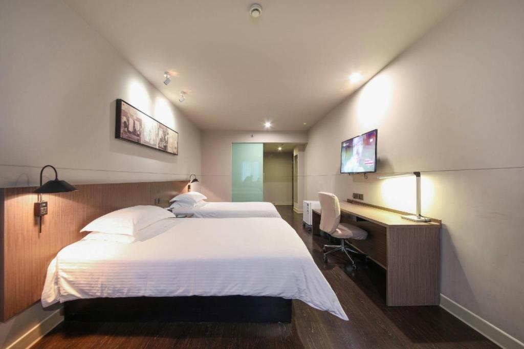 Jinjiang Inn Select Wuhan Xinhua Road Xiehe Hospital Екстериор снимка
