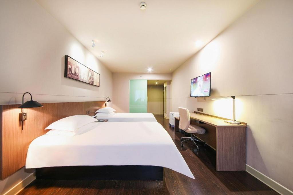 Jinjiang Inn Select Wuhan Xinhua Road Xiehe Hospital Екстериор снимка