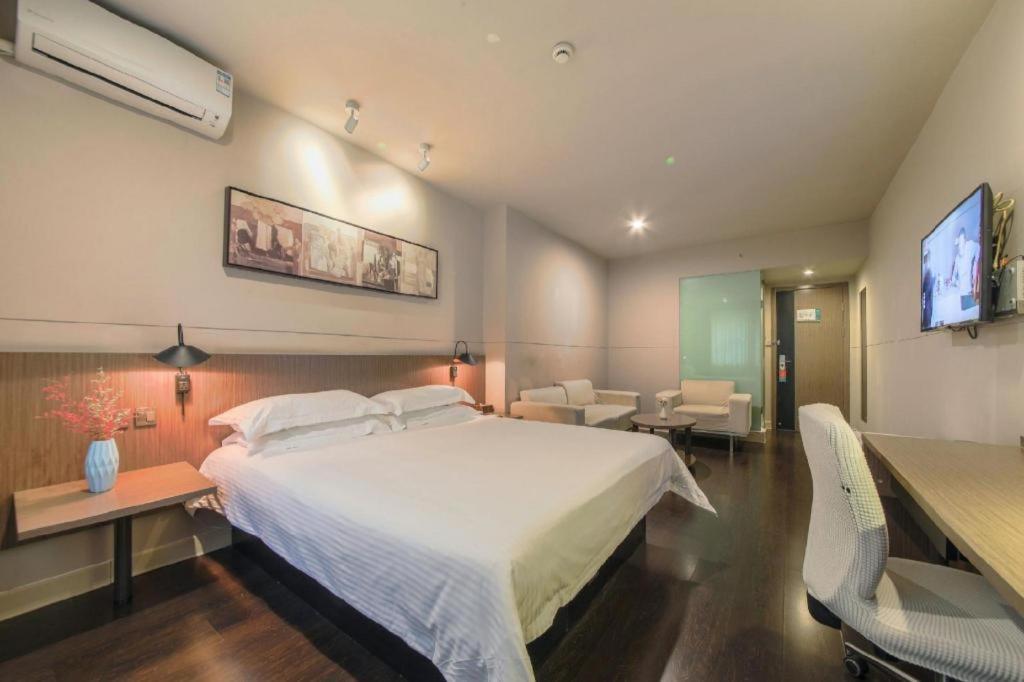 Jinjiang Inn Select Wuhan Xinhua Road Xiehe Hospital Екстериор снимка