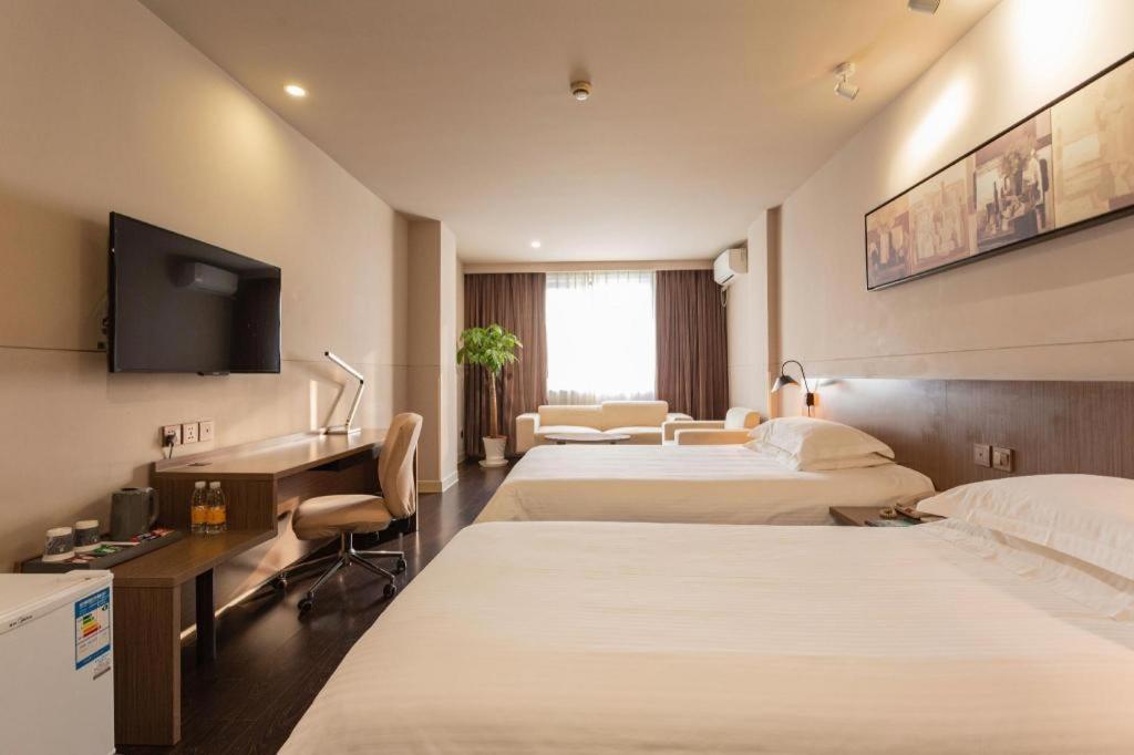 Jinjiang Inn Select Wuhan Xinhua Road Xiehe Hospital Екстериор снимка