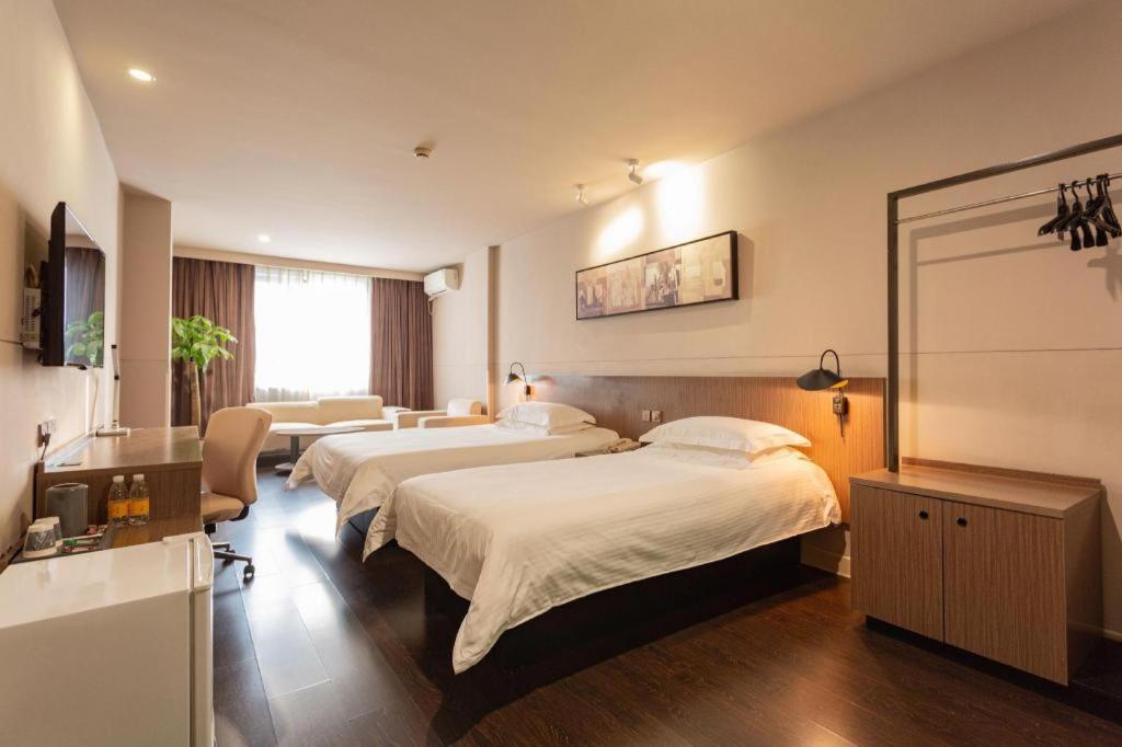 Jinjiang Inn Select Wuhan Xinhua Road Xiehe Hospital Екстериор снимка