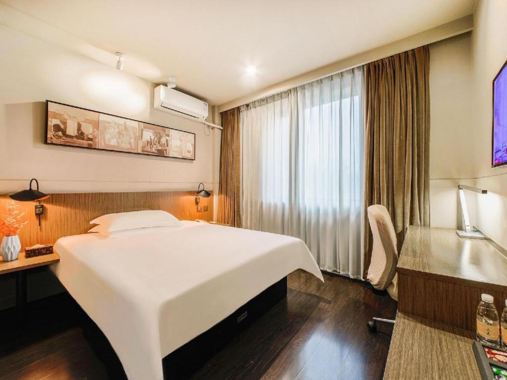 Jinjiang Inn Select Wuhan Xinhua Road Xiehe Hospital Екстериор снимка